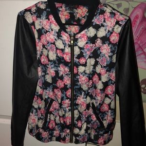 Guess jacket size L